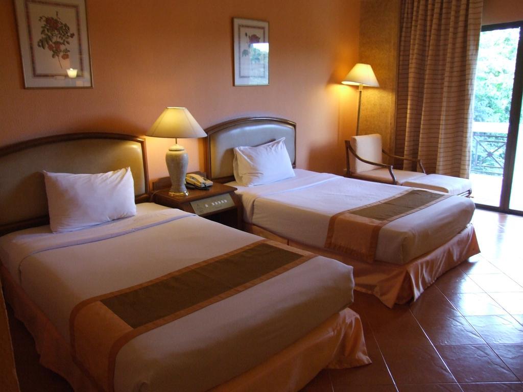 Pavilion Rim Kwai Resort Καντσαναμπούρι Εξωτερικό φωτογραφία